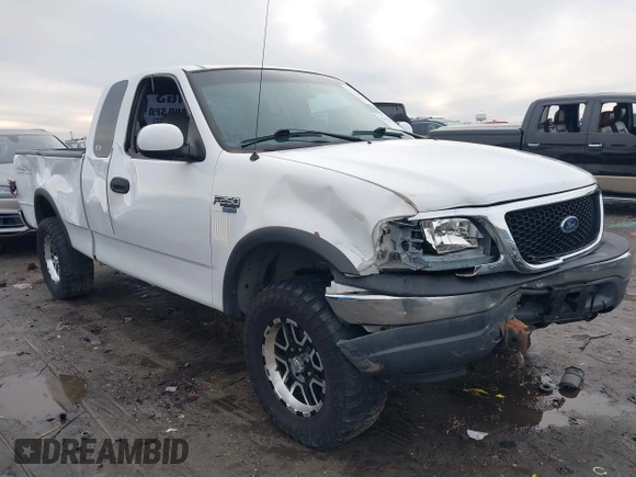 1999 Ford F-250 with VIN 1FTPX28LXXNB37027, listed as a IAAI auction lot 41410236 with 207,930 mi miles and . Bid and sale history available at DreamBid. Image 1.