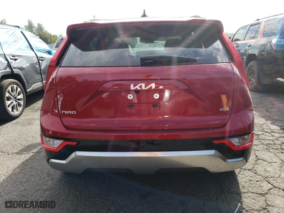 2024 Kia Niro SX Touring with VIN KNDCT3LE6R5131608, listed as a Copart auction lot 68060094 with 4,574 mi miles and Salvage Title. Bid and sale history available at carsss.com. Image 6.