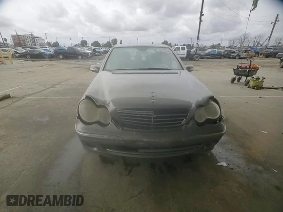 2006 Mercedes-Benz C 280 Luxury with VIN WDBRF54H36A908382, listed as a Copart auction lot 48197845 with 128,420 mi miles and Salvage Title. Bid and sale history available at DreamBid. Image 10.