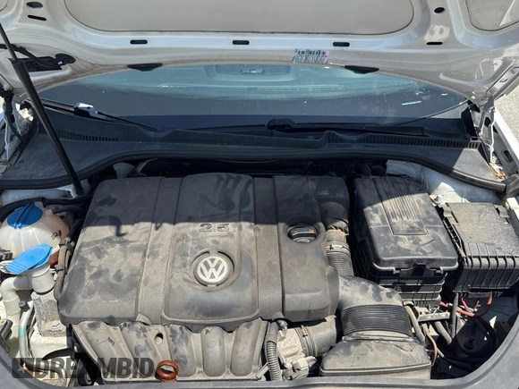 2010 Volkswagen Jetta Limited Edition with VIN 3VWRZ7AJ5AM119316, listed as a Copart auction lot 64616245 with 115,073 mi miles and Clean title. Bid and sale history available at DreamBid. Image 7.