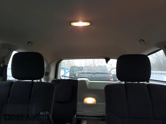 2011 Dodge Grand Caravan SXT with VIN 2D4RN4DG5BR747760, listed as a Copart auction lot 50144485 with 300,422 mi miles and Clean Title. Bid and sale history available at DreamBid. Image 10.
