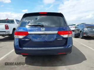 2017 Honda Odyssey SE with VIN 5FNRL5H30HB025472, listed as a IAAI auction lot 42212081 with 33,557 mi miles and . Bid and sale history available at carsss.com. Image 17.
