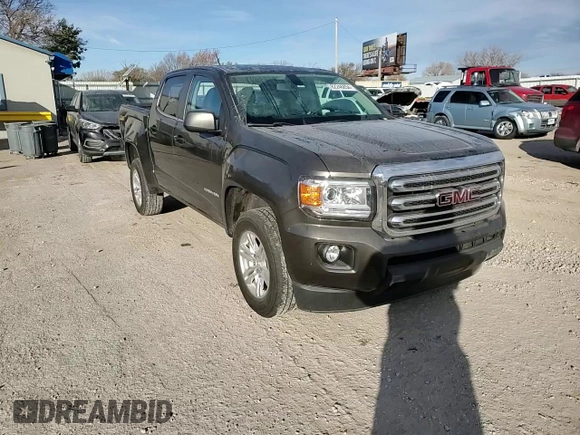 2019 GMC Canyon 4WD SLE with VIN 1GTG6CENXK1175565, listed as a Copart auction lot 82246854 with 39,949 mi miles and Salvage Title. Bid and sale history available at carsss.com. Image 11.
