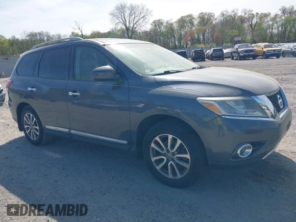 2014 Nissan Pathfinder SV with VIN 5N1AR2MMXEC620956, listed as a IAAI auction lot 42112579 with 99,153 mi miles. Bid and sale history available at carsss.com. Image 1.