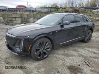 2024 Cadillac LYRIQ Sport z VIN 1GYKPWRL8RZ111838, wystawiony jako Copart lot #53230105 z przebiegiem 24 643 mil mil oraz Szkoda całkowita • Salvage title. Historia ofert i sprzedaży dostępna na DreamBid. Obrazek 1.