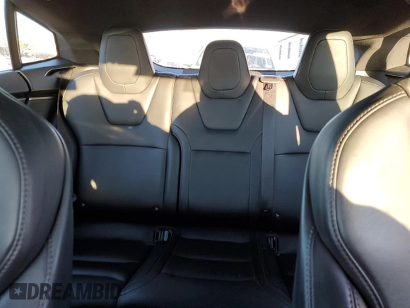 2019 Tesla Model S 75D with VIN 5YJSA1E23KF330239, listed as a Copart auction lot 86737544 with Not provided miles and Salvage title. Bid and sale history available at DreamBid. Image 10.