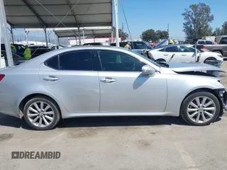 2010 Lexus IS with VIN JTHCF5C27A5039662, listed as a IAAI auction lot 41988254 with 139,939 mi miles and . Bid and sale history available at carsss.com. Image 14.