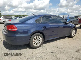2014 Volkswagen Passat Wolfsburg Edition with VIN 1VWAT7A34EC109710, listed as a Copart auction lot 60604135 with 105,147 mi miles and Clean title. Bid and sale history available at DreamBid. Image 3.