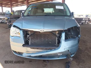2008 Chrysler Town & Country Touring with VIN 2A8HR54P08R709647, listed as a IAAI auction lot 42452979 with 188,757 mi miles and . Bid and sale history available at DreamBid. Image 6.