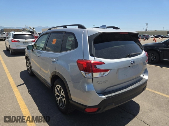 2019 Subaru Forester Premium with VIN JF2SKAGC7KH552139, listed as a IAAI auction lot 42566945 with 204,278 mi miles and . Bid and sale history available at DreamBid. Image 31.