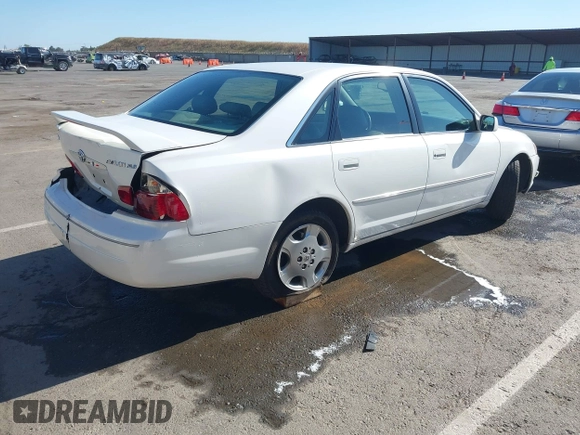 2004 Toyota Avalon XL z VIN 4T1BF28B54U362005, wystawiony jako IAAI lot #42174414 z przebiegiem 378 173 mil mil oraz . Historia ofert i sprzedaży dostępna na DreamBid. Obrazek 4.