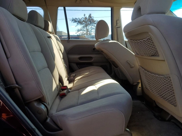 2007 Honda Pilot EX with VIN 5FNYF28427B030150, listed as a Copart auction lot 49239875 with 154,712 mi miles and Salvage Title. Bid and sale history available at carsss.com. Image 11.