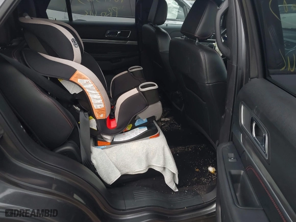 2019 Ford Explorer Sport with VIN 1FM5K8GT6KGB39523, listed as a IAAI auction lot 40913683 with 50,380 mi miles. Bid and sale history available at carsss.com. Image 8.
