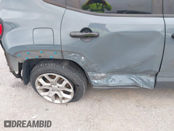 2017 Jeep Renegade Latitude with VIN ZACCJABB7HPG62825, listed as a IAAI auction lot 41919378 with 105,184 mi miles and . Bid and sale history available at DreamBid. Image 19.