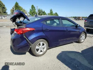2013 Hyundai Elantra GLS z VIN 5NPDH4AE1DH246737, wystawiony jako Copart lot #64248184 z przebiegiem 132 716 mil mil oraz Szkody całkowita. Historia ofert i sprzedaży dostępna na DreamBid. Obrazek 3.