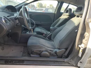 2005 Saturn ION ION 3 z VIN 1G8AW12F35Z106269, wystawiony jako Copart lot #66028924 z przebiegiem 197 340 mil mil oraz Szkody całkowita. Historia ofert i sprzedaży dostępna na DreamBid. Obrazek 7.