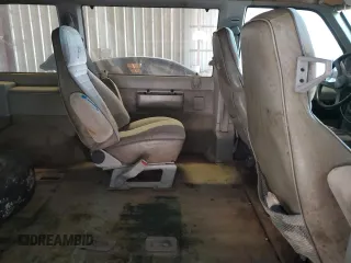 1993 GMC Safari z VIN 1GKDM15W6PB504662, wystawiony jako Copart lot #72306913 z przebiegiem 333 276 mil mil oraz Tytuł czysty. Historia ofert i sprzedaży dostępna na DreamBid. Obrazek 11.