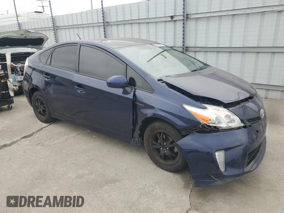 2014 Toyota Prius Four z VIN JTDKN3DU9E0387275, wystawiony jako Copart lot #55976945 z przebiegiem 72 489 mil mil oraz Szkoda całkowita • Salvage title. Historia ofert i sprzedaży dostępna na DreamBid. Obrazek 4.
