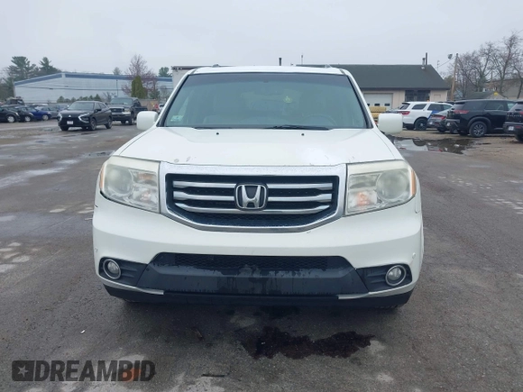 2013 Honda Pilot Touring with VIN 5FNYF4H95DB011661, listed as a IAAI auction lot 42101104 with 298,004 mi miles and . Bid and sale history available at carsss.com. Image 12.