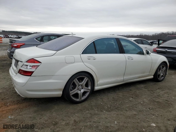 2009 Mercedes-Benz S-Class 5.5L V8 with VIN WDDNG71X59A245895, listed as a Copart auction lot 44046305 with 126,026 mi miles and Salvage Title. Bid and sale history available at carsss.com. Image 3.