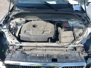 2018 Volvo XC60 Momentum with VIN YV4102RK6J1084192, listed as a IAAI auction lot 41850777 with 64,500 mi miles. Bid and sale history available at carsss.com. Image 10.