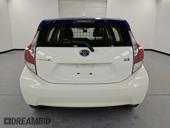2016 Toyota Prius One with VIN JTDKDTB36G1122341, listed as a Copart auction lot 53493765 with 35,779 mi miles and Clean Title. Bid and sale history available at DreamBid. Image 6.
