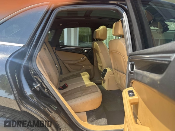 2017 Porsche Macan with VIN WP1AA2A58HLB80795, listed as a IAAI auction lot 42265709 with 140,370 mi miles and . Bid and sale history available at DreamBid. Image 8.