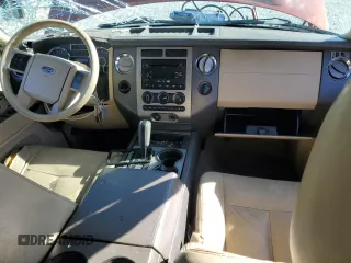 2007 Ford Expedition XLT with VIN 1FMFU15597LA48867, listed as a Copart auction lot 47852845 with 270,452 mi miles and Salvage title. Bid and sale history available at DreamBid. Image 8.