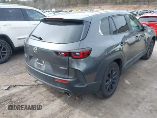 2024 Mazda CX-50 S Preferred z VIN 7MMVABBM0RN160085, wystawiony jako IAAI lot #41756979 z przebiegiem 19 353 mil mil oraz . Historia ofert i sprzedaży dostępna na DreamBid. Obrazek 4.