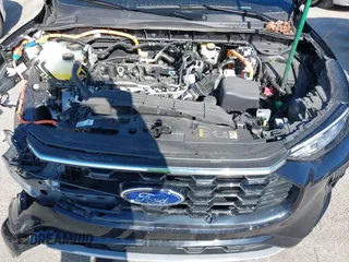 2024 Ford Escape ST-Line with VIN 1FMCU0MZ9RUA20923, listed as a IAAI auction lot 40926247 with 3,693 mi miles and . Bid and sale history available at DreamBid. Image 10.