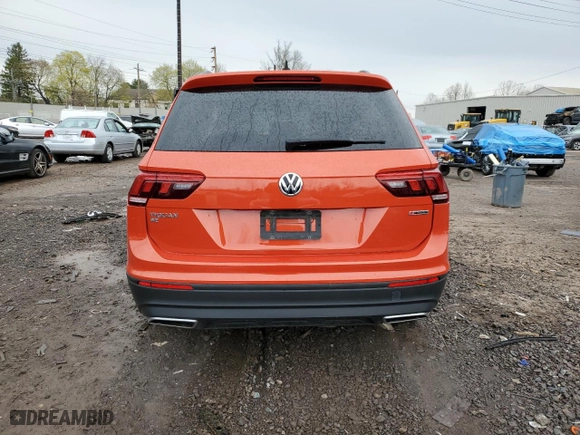 2019 Volkswagen Tiguan SE with VIN 3VV2B7AX8KM152231, listed as a Copart auction lot 52824585 with 43,410 mi miles and Salvage Title. Bid and sale history available at carsss.com. Image 6.