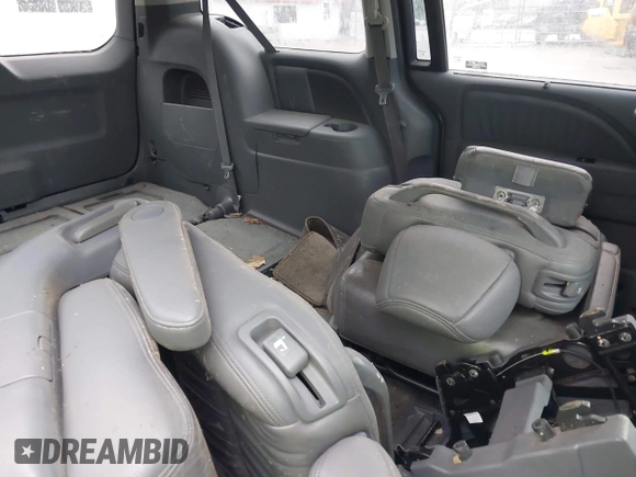 2005 Honda Odyssey EX-L with VIN 5FNRL38725B001662, listed as a IAAI auction lot 42693301 with 161,114 mi miles and . Bid and sale history available at DreamBid. Image 8.
