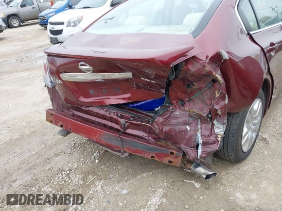 2010 Nissan Altima S with VIN 1N4AL2AP1AC156556, listed as a IAAI auction lot 41962025 with 85,352 mi miles and . Bid and sale history available at carsss.com. Image 6.