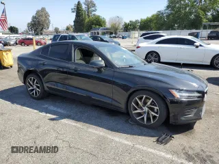 2020 Volvo S60 Momentum with VIN 7JR102FK0LG067719, listed as a Copart auction lot 48885814 with 53,904 mi miles. Bid and sale history available at carsss.com. Image 4.