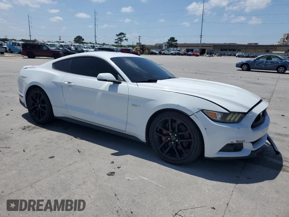 2015 Ford Mustang GT z VIN 1FA6P8CF2F5380061, wystawiony jako Copart lot #55705915 z przebiegiem 124 230 mil mil oraz Szkody całkowita. Historia ofert i sprzedaży dostępna na DreamBid. Obrazek 4.