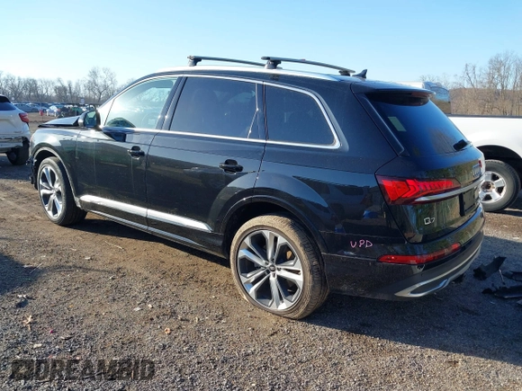 2022 Audi Q7 Premium Plus with VIN WA1LXBF74ND017516, listed as a IAAI auction lot 41814246 with 40,533 mi miles and . Bid and sale history available at DreamBid. Image 3.