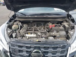 2021 Nissan Kicks SV z VIN 3N1CP5CV1ML537730, wystawiony jako IAAI lot #42093316 z przebiegiem 63 051 mil mil oraz . Historia ofert i sprzedaży dostępna na DreamBid. Obrazek 10.