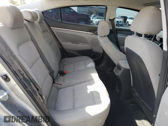 2018 Hyundai Elantra SEL z VIN 5NPD84LF7JH326769, wystawiony jako Copart lot #46845995 z przebiegiem 144 175 mil mil oraz Szkoda całkowita • Salvage title. Historia ofert i sprzedaży dostępna na DreamBid. Obrazek 11.