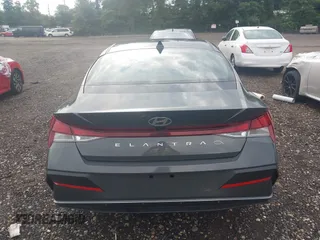 2024 Hyundai Elantra SEL с VIN KMHLM4DG4RU689798, выставлен на аукционе IAAI как лот 42680160 с пробегом 14 903 миль миль и . История ставок и продаж доступна на DreamBid. Изображение 16.