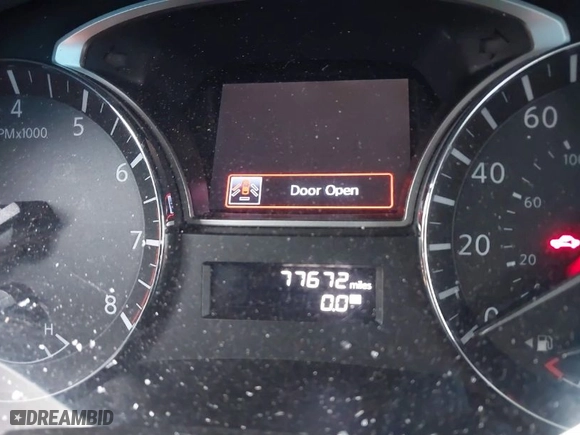 2014 Nissan Altima 2.5 with VIN 1N4AL3AP3EC157543, listed as a IAAI auction lot 41902068 with 77,672 mi miles. Bid and sale history available at carsss.com. Image 7.