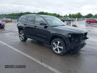2023 Jeep Grand Cherokee Limited with VIN 1C4RJHBG8PC534059, listed as a IAAI auction lot 42531333 with 27,527 mi miles and . Bid and sale history available at DreamBid. Image 1.