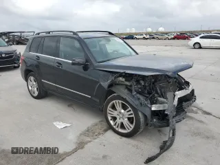 2015 Mercedes-Benz GLK 350 with VIN WDCGG5HB4FG441590, listed as a Copart auction lot 59822584 with 124,186 mi miles and Salvage Title. Bid and sale history available at DreamBid. Image 4.