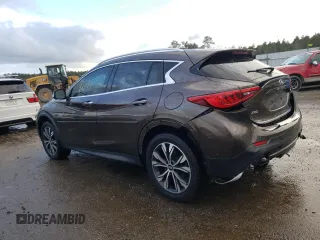 2017 Infiniti QX30 Luxury with VIN SJKCH5CR5HA018641, listed as a Copart auction lot 39949704 with 92,148 mi miles. Bid and sale history available at carsss.com. Image 2.