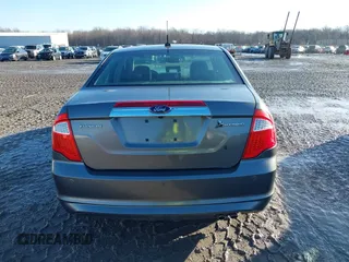 2010 Ford Fusion Hybrid with VIN 3FADP0L39AR125251, listed as a IAAI auction lot 41100606 with 235,612 mi miles. Bid and sale history available at carsss.com. Image 16.