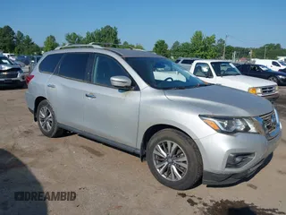 2017 Nissan Pathfinder Platinum with VIN 5N1DR2MN7HC621847, listed as a IAAI auction lot 42627275 with 108,348 mi miles and . Bid and sale history available at DreamBid. Image 1.