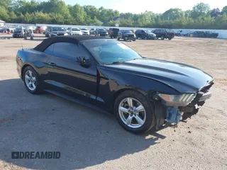 2017 Ford Mustang V6 z VIN 1FATP8EM7H5339572, wystawiony jako IAAI lot #42377296 z przebiegiem 59 748 mil mil oraz . Historia ofert i sprzedaży dostępna na DreamBid. Obrazek 1.
