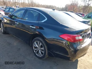 2013 Infiniti M with VIN JN1BY1AR3DM604485, listed as a IAAI auction lot 41296739 with 60,516 mi miles. Bid and sale history available at carsss.com. Image 3.