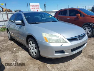 2006 Honda Accord LX with VIN 1HGCM56466A028656, listed as a IAAI auction lot 42435915 with 298,571 mi miles and . Bid and sale history available at DreamBid. Image 1.