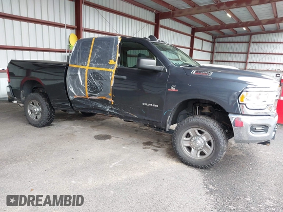 2020 Ram 2500 Tradesman with VIN 3C6UR5CL6LG214766, listed as a IAAI auction lot 42461225 with 48,944 mi miles and . Bid and sale history available at DreamBid. Image 1.