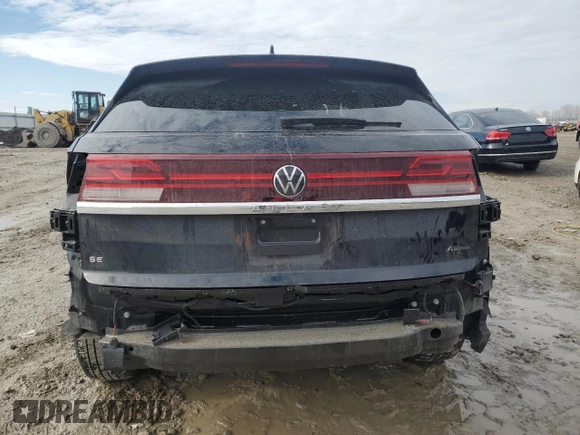 2024 Volkswagen Atlas SE с VIN 1V2LE2CAXRC206497, выставлен на аукционе Copart как лот 46541015 с пробегом 16 284 миль миль и Списание • Salvage title. История ставок и продаж доступна на DreamBid. Изображение 6.